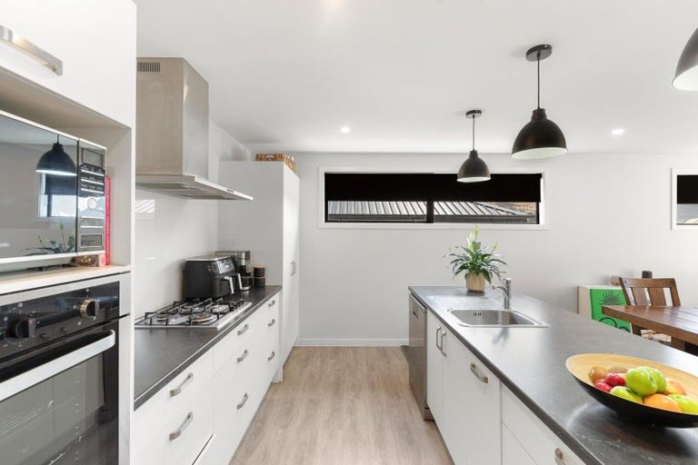 Photo of property in 82 Jack Hanley Drive, Jacks Point, Queenstown, 9371