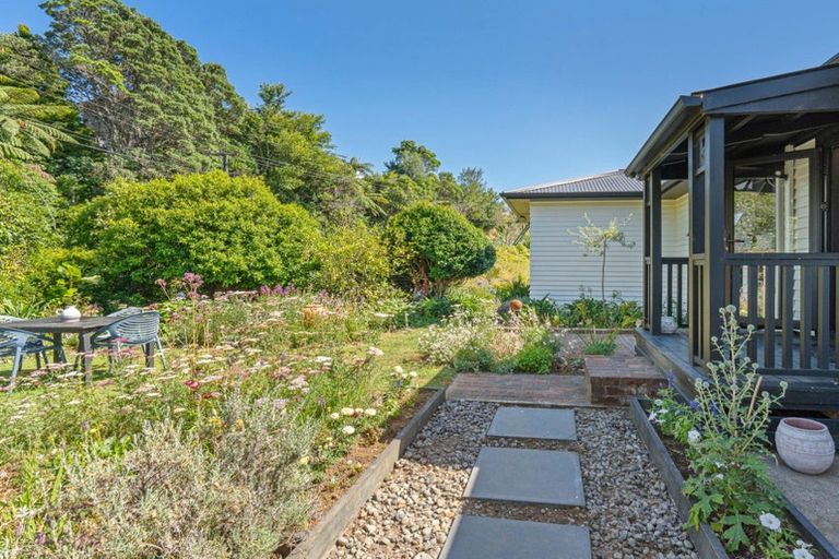 Photo of property in 70 Saxton Road, Upper Vogeltown, New Plymouth, 4371