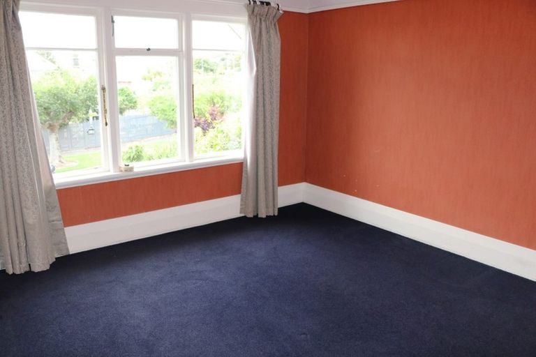 Photo of property in 22 Valpy Street, Saint Clair, Dunedin, 9012