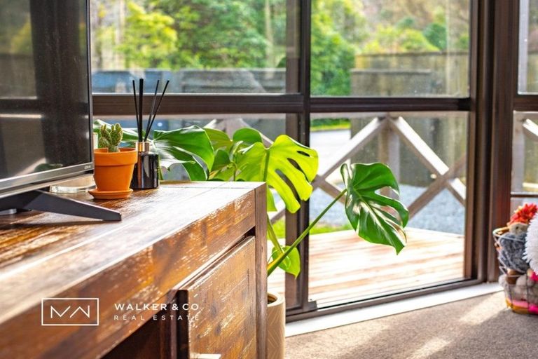 Photo of property in 172 Akatarawa Road, Birchville, Upper Hutt, 5018