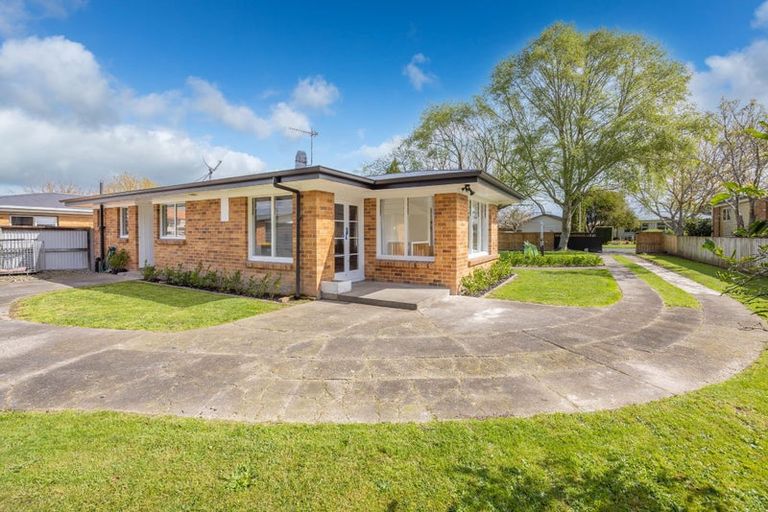 Photo of property in 12 Mcnicol Street, Fairfield, Hamilton, 3214