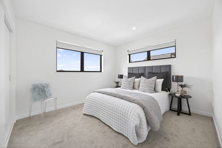 Photo of property in 6 Ballyalton Crescent, Flat Bush, 2019
