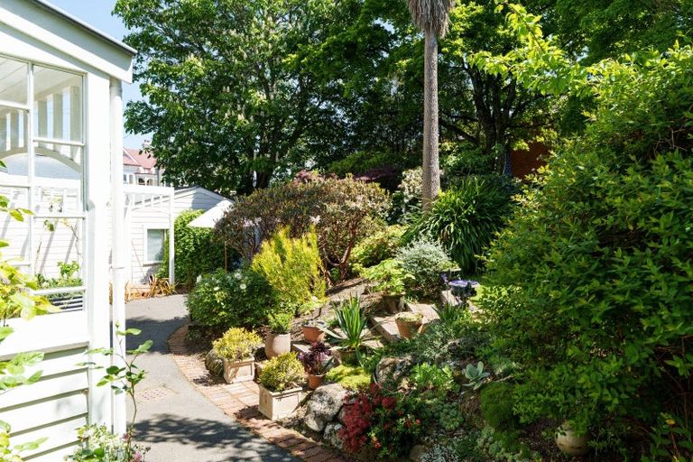 Photo of property in 2 Fifield Street, Roslyn, Dunedin, 9010