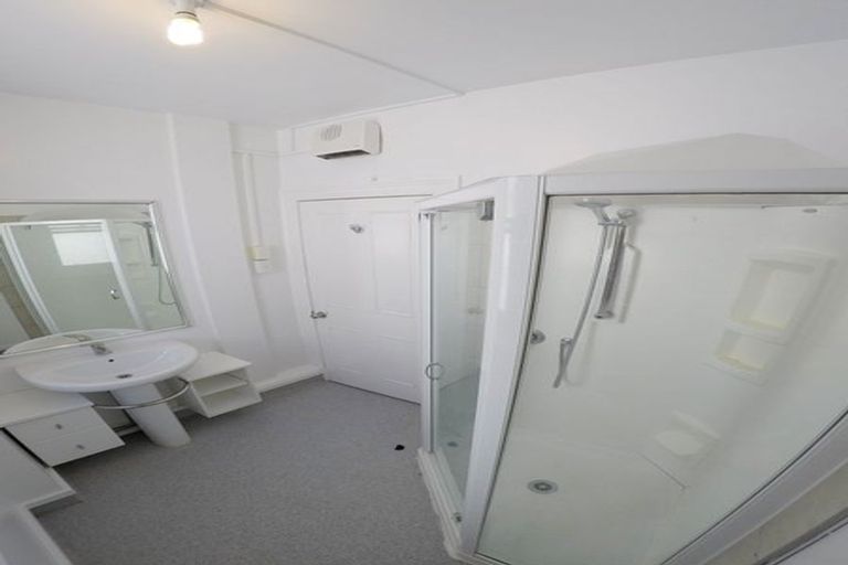 Photo of property in 41 Royal Terrace, Dunedin Central, Dunedin, 9016