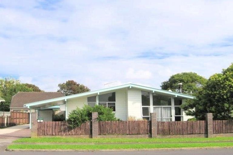 Photo of property in 81 Sunderlands Road, Half Moon Bay, Auckland, 2012