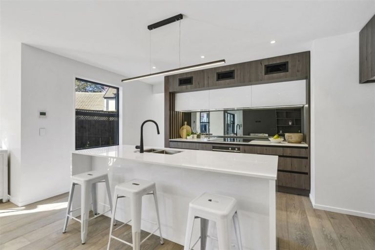 Photo of property in 20a Wai-iti Terrace, Burnside, Christchurch, 8053
