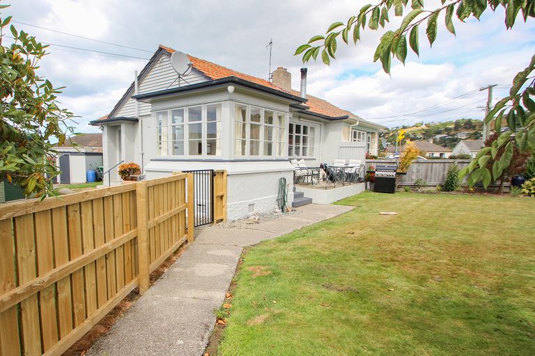 Photo of property in 9 Harlech Street, Oamaru North, Oamaru, 9400