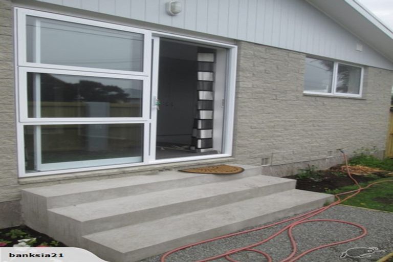 Photo of property in 1/494 Barbadoes Street, Edgeware, Christchurch, 8013