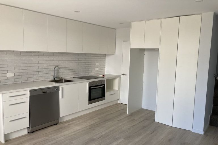 Photo of property in 7/16 New Brighton Road, Shirley, Christchurch, 8061