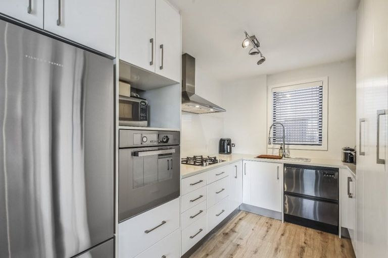 Photo of property in 4/464 Durham Street North, St Albans, Christchurch, 8014