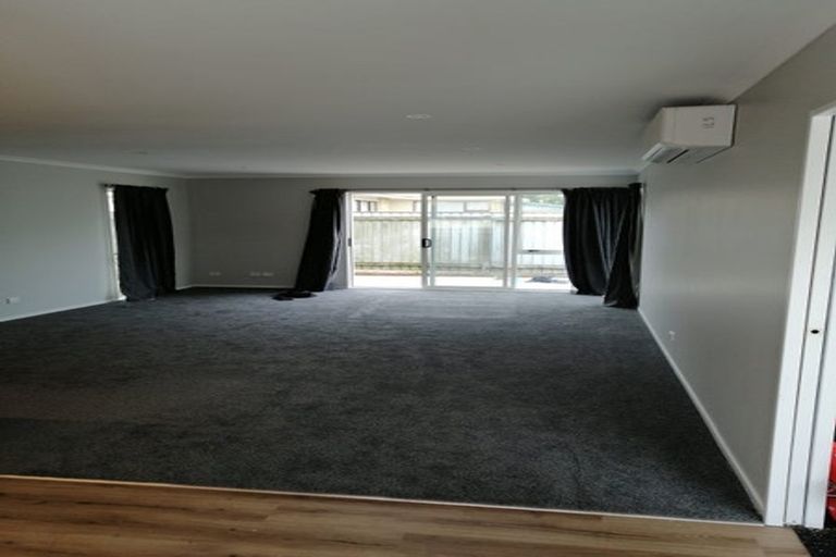 Photo of property in 28b Sussex Street, Levin, 5510