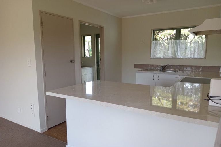 Photo of property in 112 Arrowsmith Road, Waitakere, Henderson, 0782