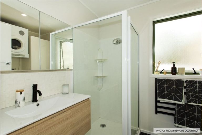 Photo of property in 26 Le Roy Terrace, Birkenhead, Auckland, 0626