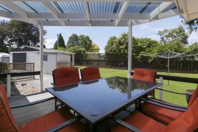 Photo of property in 34 Aubrey Crescent, Rainbow Point, Taupo, 3330
