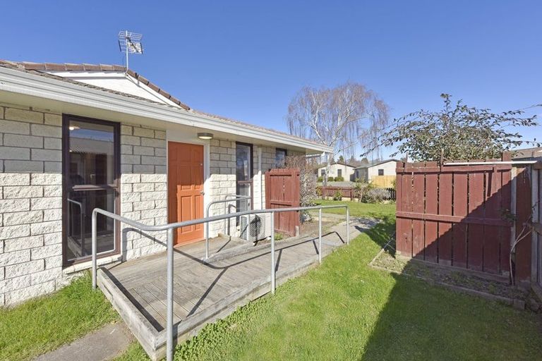 Photo of property in 1/9 Tahi Place, Belfast, Christchurch, 8051