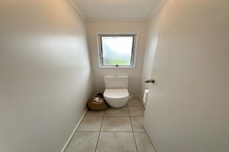 Photo of property in 29 Sutton Avenue, Clive, 4102