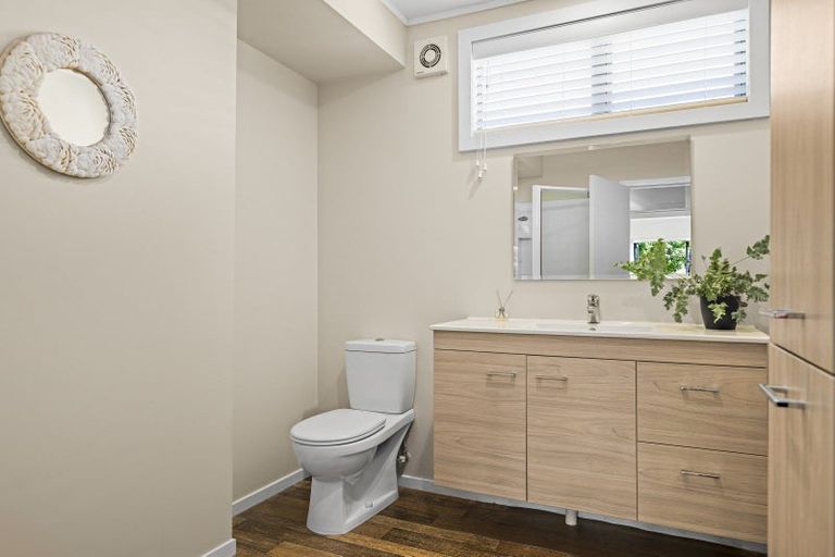 Photo of property in 27 Harbour View Road, Point Wells, Warkworth, 0986