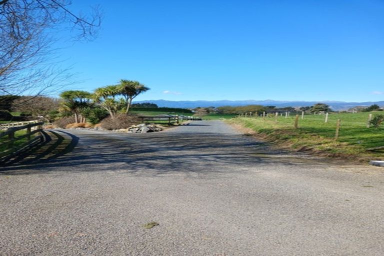 Photo of property in 44a Papaitonga Lake Road, Ohau, 5570