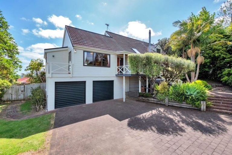Photo of property in 124b Sandspit Road, Shelly Park, Auckland, 2014