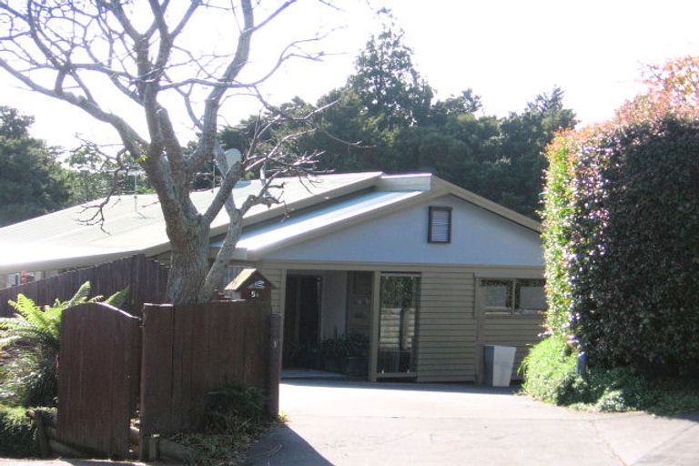 Photo of property in 5a Grevillea Court, Totara Heights, Auckland, 2105