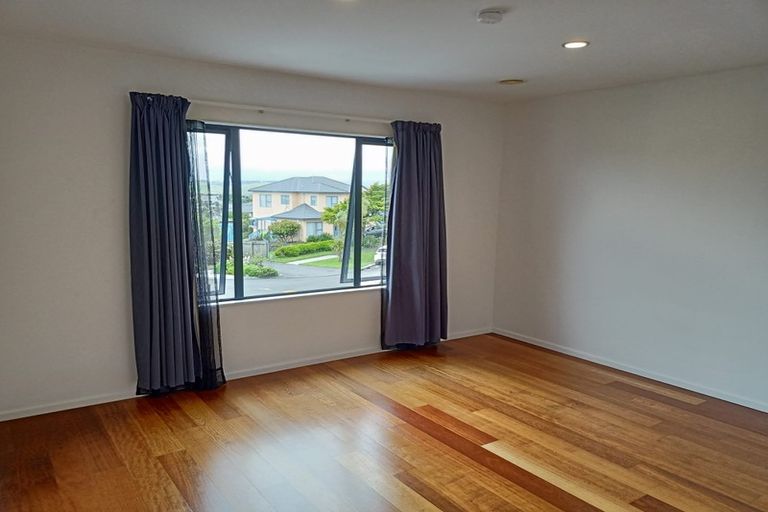 Photo of property in 7 Morpeth Street, Johnsonville, Wellington, 6037