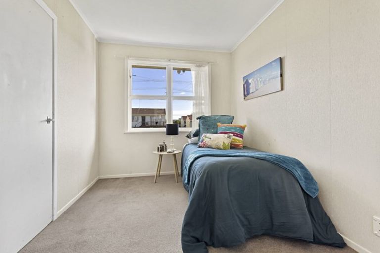 Photo of property in 38 Ferguson Street, Manurewa East, Auckland, 2102