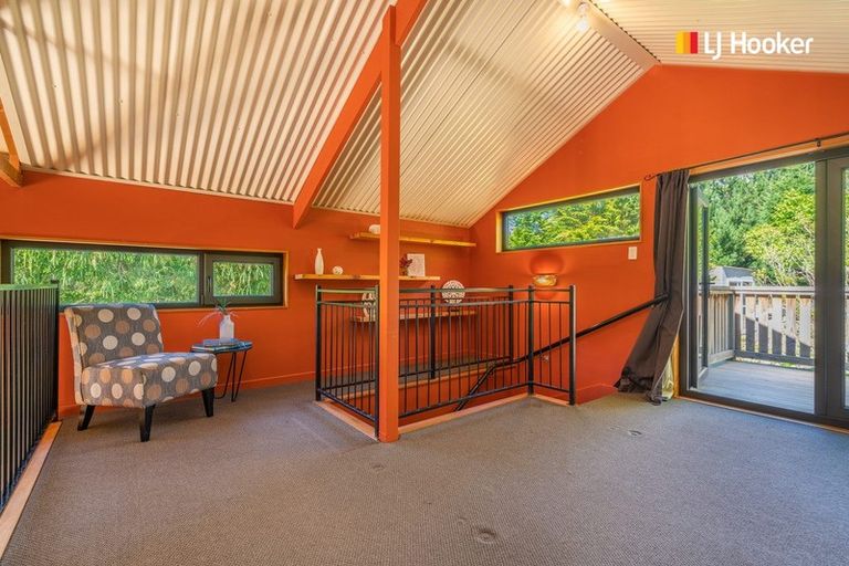 Photo of property in 6 Caleb Place, Helensburgh, Dunedin, 9010