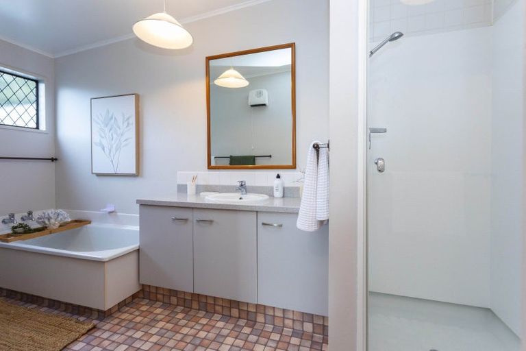 Photo of property in 1/17 Moncks Spur Road, Redcliffs, Christchurch, 8081