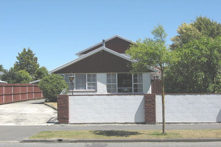 Photo of property in 81 Cottonwood Street, Parklands, Christchurch, 8083