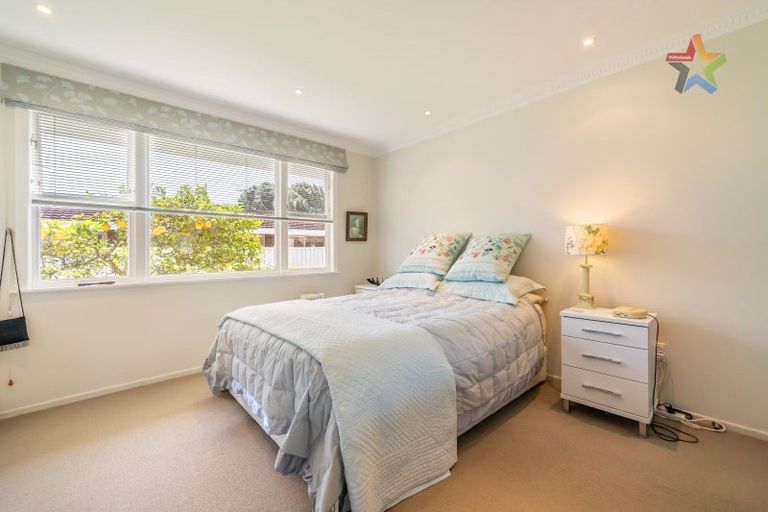 Photo of property in 48a Queens Grove, Hutt Central, Lower Hutt, 5010