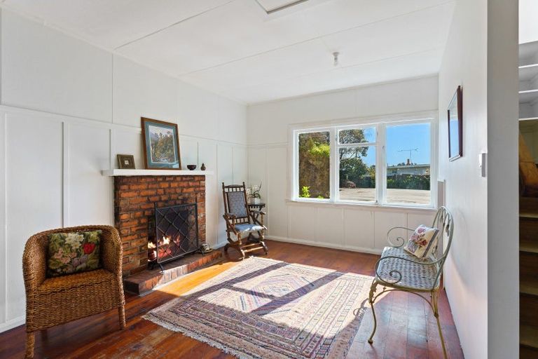 Photo of property in 3 State Highway 1, Otaki, 5512