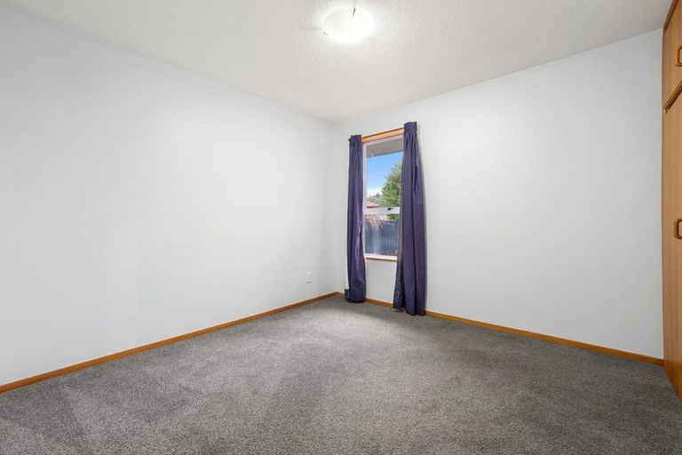 Photo of property in 15 Algie Place, Avonhead, Christchurch, 8042