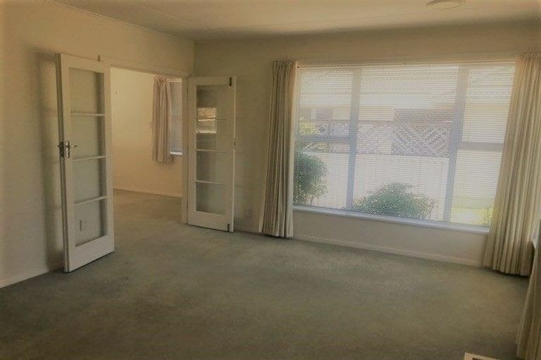 Photo of property in 989 High Street, Avalon, Lower Hutt, 5011