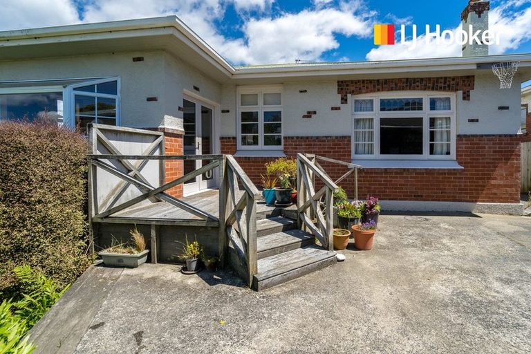 Photo of property in 97 Tomahawk Road, Andersons Bay, Dunedin, 9013