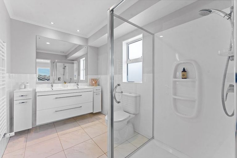 Photo of property in 19 Turua Rise, Karaka, Papakura, 2113