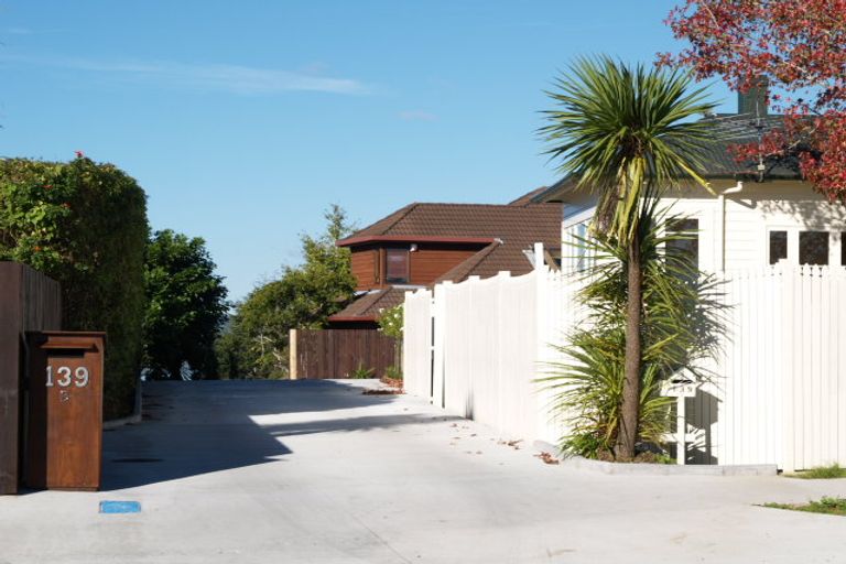 Photo of property in 2/139 Litten Road, Cockle Bay, Auckland, 2014