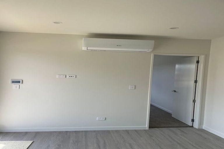 Photo of property in 2 Cutfield Lane, Kumeu, 0810