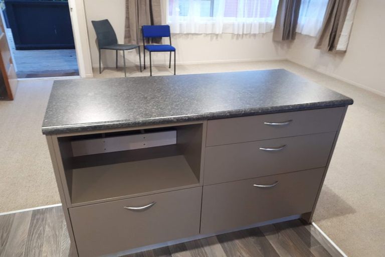 Photo of property in 1/39 Solar Road, Glen Eden, Auckland, 0602