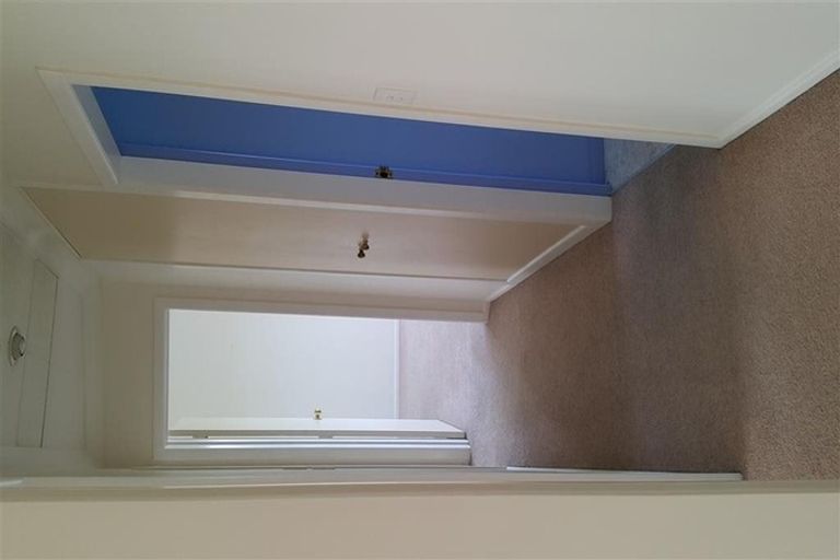 Photo of property in 1/25 Coronation Road, Hillcrest, Auckland, 0627