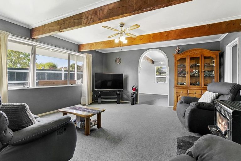 Photo of property in 2/27 Tobin Place, Richmond Heights, Taupo, 3330