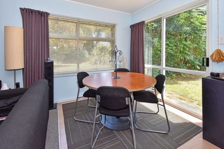 Photo of property in 519 Oruarangi Road, Mangere, Auckland, 2022