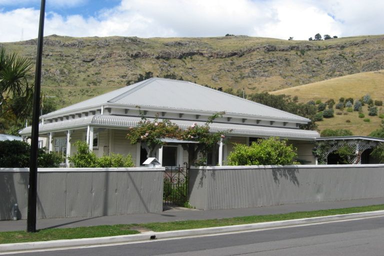 Photo of property in 8 Station Road, Heathcote Valley, Christchurch, 8022