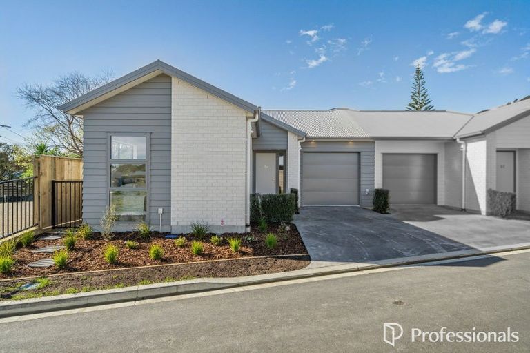 Photo of property in 9b Seddon Street, Waikanae, 5036