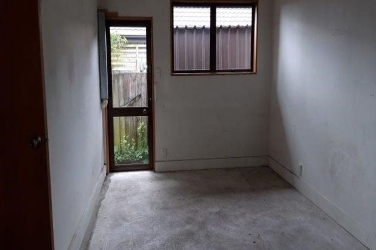 Photo of property in 8a Grassmere Street, Papanui, Christchurch, 8052