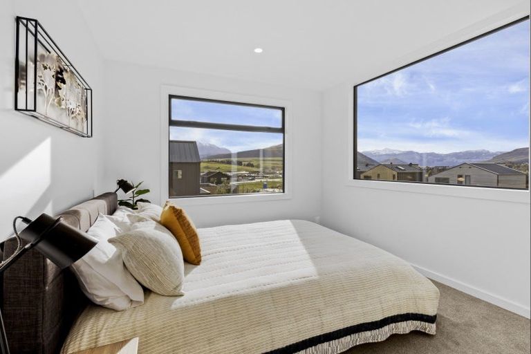 Photo of property in 23 Soudley Court, Jacks Point, Queenstown, 9371