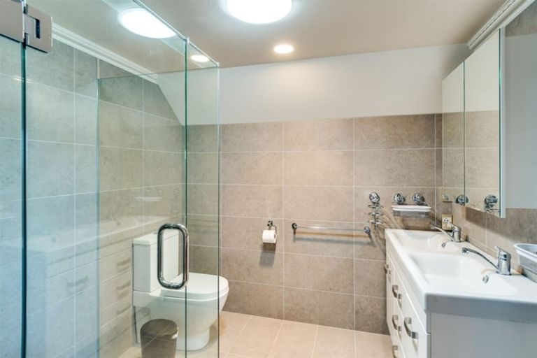 Photo of property in 238 Poraiti Road, Poraiti, Napier, 4182