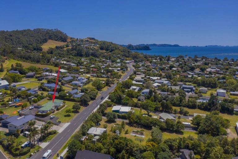 Photo of property in 86 Hahei Beach Road, Hahei, Whitianga, 3591