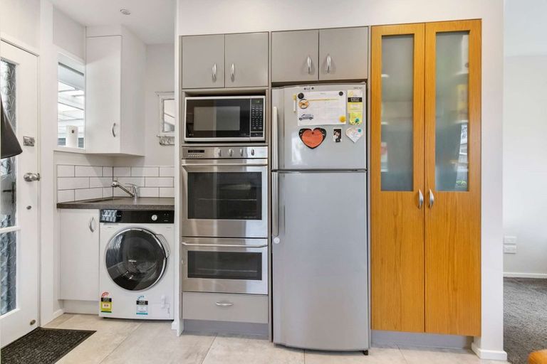 Photo of property in 72 Livingstone Avenue, Nawton, Hamilton, 3200