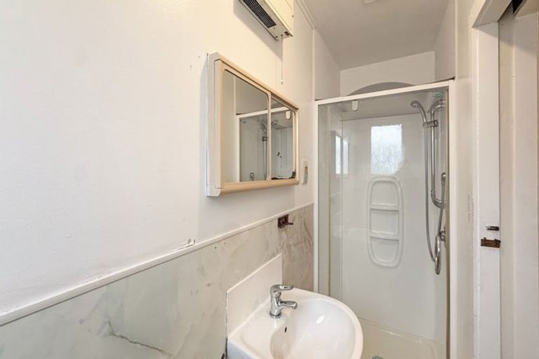 Photo of property in 8 Clonbern Place, Upper Riccarton, Christchurch, 8041