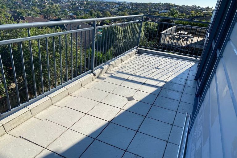 Photo of property in 21 Leafield Crescent, Henderson, Auckland, 0612